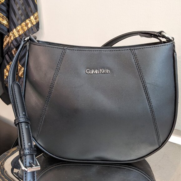 NEW Calvin Klein Black Leather Crossbody – Structured Sleek Minimalist Bag - Picture 2 of 10